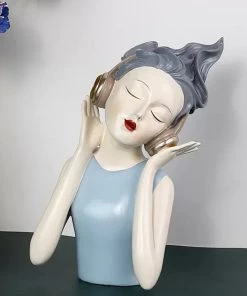 The-Golden-Triangle-India Olivia | Headphone Girl Figurine - Blue