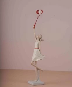 The-Golden-Triangle-India Sale Sophia | Red Balloon Girl Figurine - Beige