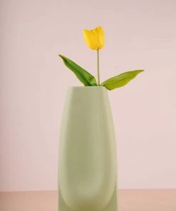 The-Golden-Triangle-India Nysa Nordic Ceramic Vase