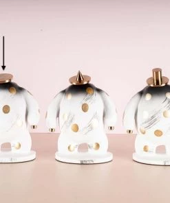 The-Golden-Triangle-India Artefacts Kapelo - Flat Hat Man - White