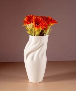The-Golden-Triangle-India Noelle Nordic Ceramic Vase