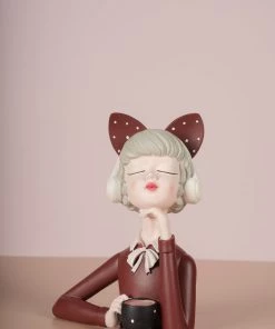 The Golden Triangle India Sale Ava | Hot Chocolate Figurine With Headphone - Maroon
