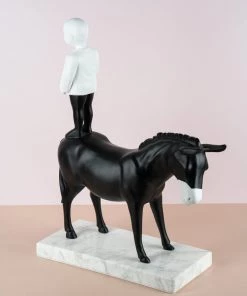 The-Golden-Triangle-India Kid On The Horse Artefacts