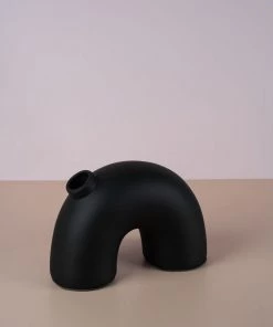 The Golden Triangle India Black Arch Vase - Short Monochrome Collection