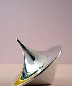 The-Golden-Triangle-India Artefacts Totem - Spinning Top