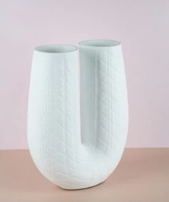 The Golden Triangle India Monochrome Collection U Vase - White