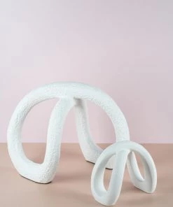 The-Golden-Triangle-India Knott Desktop Sculpture - White Artefacts