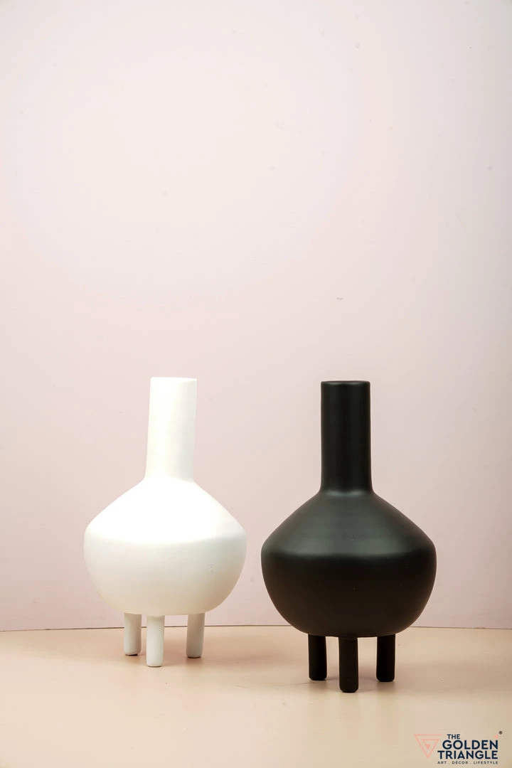 The Golden Triangle India Three Legged Vase - Black 5 The Golden Triangle India Three Legged Vase - Black
