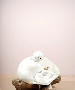 The-Golden-Triangle-India Crown Prince Reading A Book Artefacts