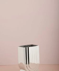 The Golden Triangle India Glitz Collection Maximus Metallic Silver Vase - Short