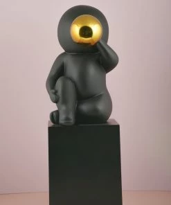 The-Golden-Triangle-India Bounty - One Folded Leg - Black