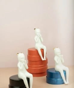 The Golden Triangle India Artefacts Girl Sitting On A Disk - Coral