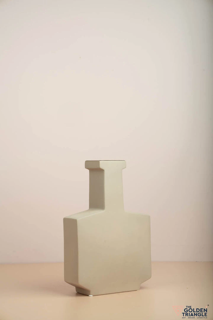 The Golden Triangle India Ivan Nordic Vase - Clay 4 The Golden Triangle India Ivan Nordic Vase - Clay