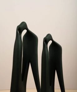 The-Golden-Triangle-India Abstract Couple Artefacts