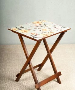 The-Golden-Triangle-India Summer Floral Wooden Foldable Table Tableware