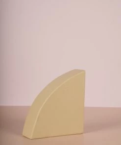 The-Golden-Triangle-India Artefacts Skala - Quadrant Curved Block - Beige