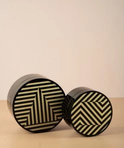 The-Golden-Triangle-India Greek Key Circular Box