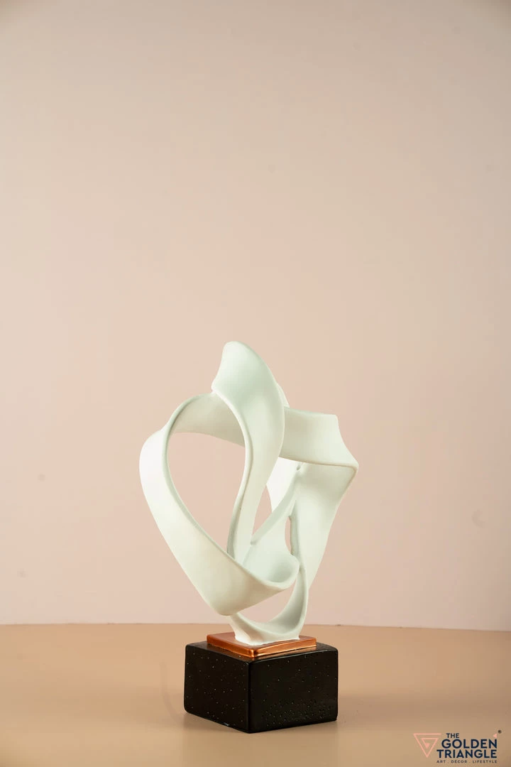 The-Golden-Triangle-India Abstract White Artefact 4 The-Golden-Triangle-India Abstract White Artefact