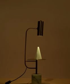 The-Golden-Triangle-India Lights & Lamps Griffith Table Lamp With A Stand - White