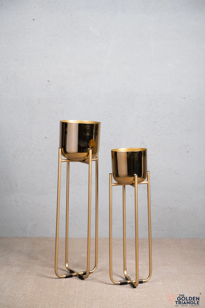 The-Golden-Triangle-India Planters Oakley Metal Planter - Gold 3 The-Golden-Triangle-India Planters Oakley Metal Planter - Gold