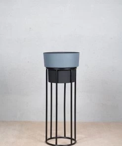 The-Golden-Triangle-India Arzola Two Tone Planter - Black & Gray 13 The-Golden-Triangle-India Arzola Two Tone Planter - Black & Gray