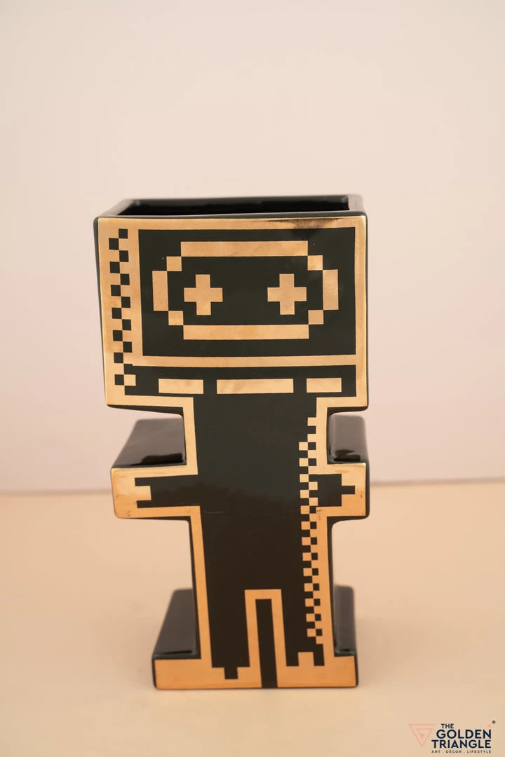 The Golden Triangle India Minecraft Vase - Black 5 The Golden Triangle India Minecraft Vase - Black