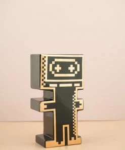 The Golden Triangle India Minecraft Vase - Black