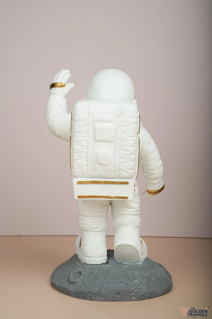 The Golden Triangle India Astronaut | Waving Figurine - Gold Artefacts 5 The Golden Triangle India Astronaut | Waving Figurine - Gold Artefacts