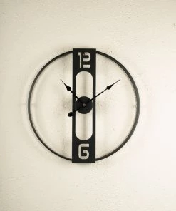 The Golden Triangle India Wall Clocks Skye Metal Wall Clock - Black