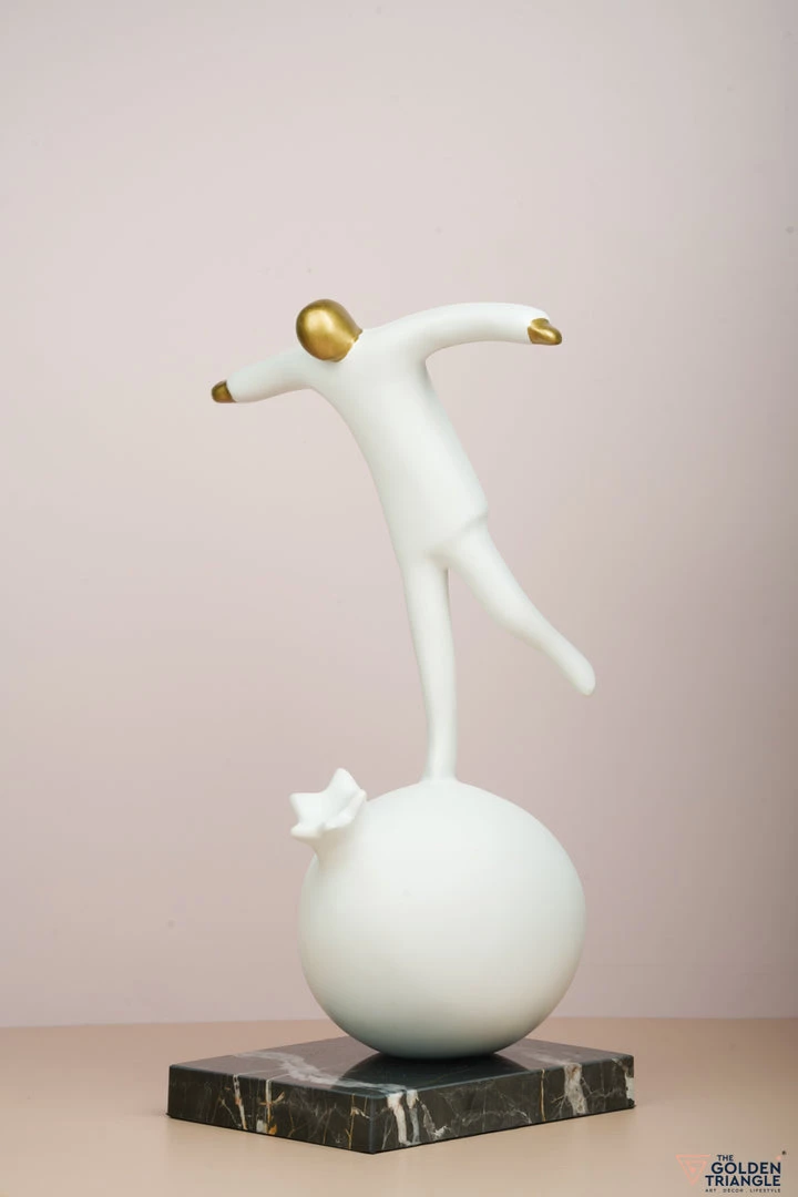 The-Golden-Triangle-India Willy - Figurine Standing On A Ball 3 The-Golden-Triangle-India Willy - Figurine Standing On A Ball