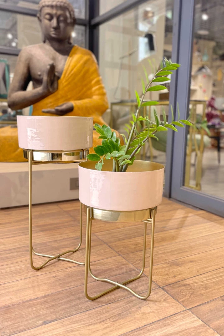The-Golden-Triangle-India Lillian Enameled Metal Planter - Beige Planters 6 The-Golden-Triangle-India Lillian Enameled Metal Planter - Beige Planters